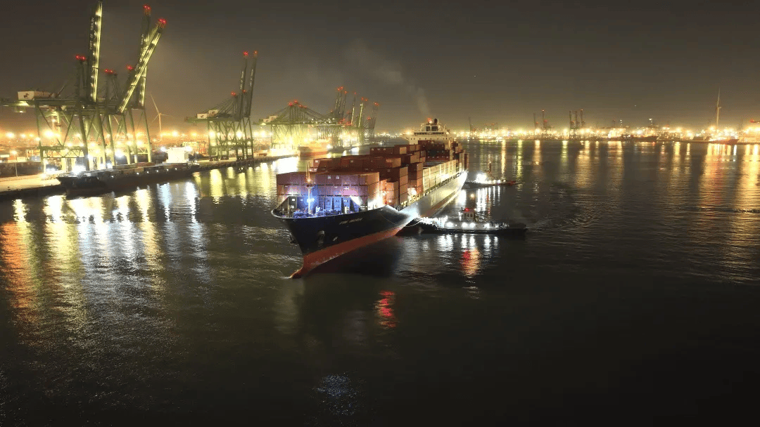 天津港内贸集装箱运输元旦喜迎双增添